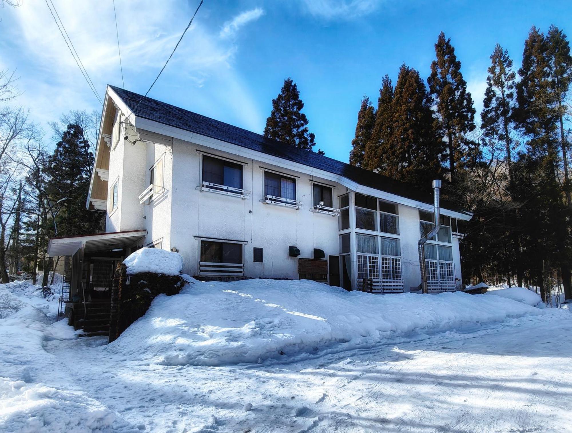 Hotel Foxtrot Hakuba Exteriör bild