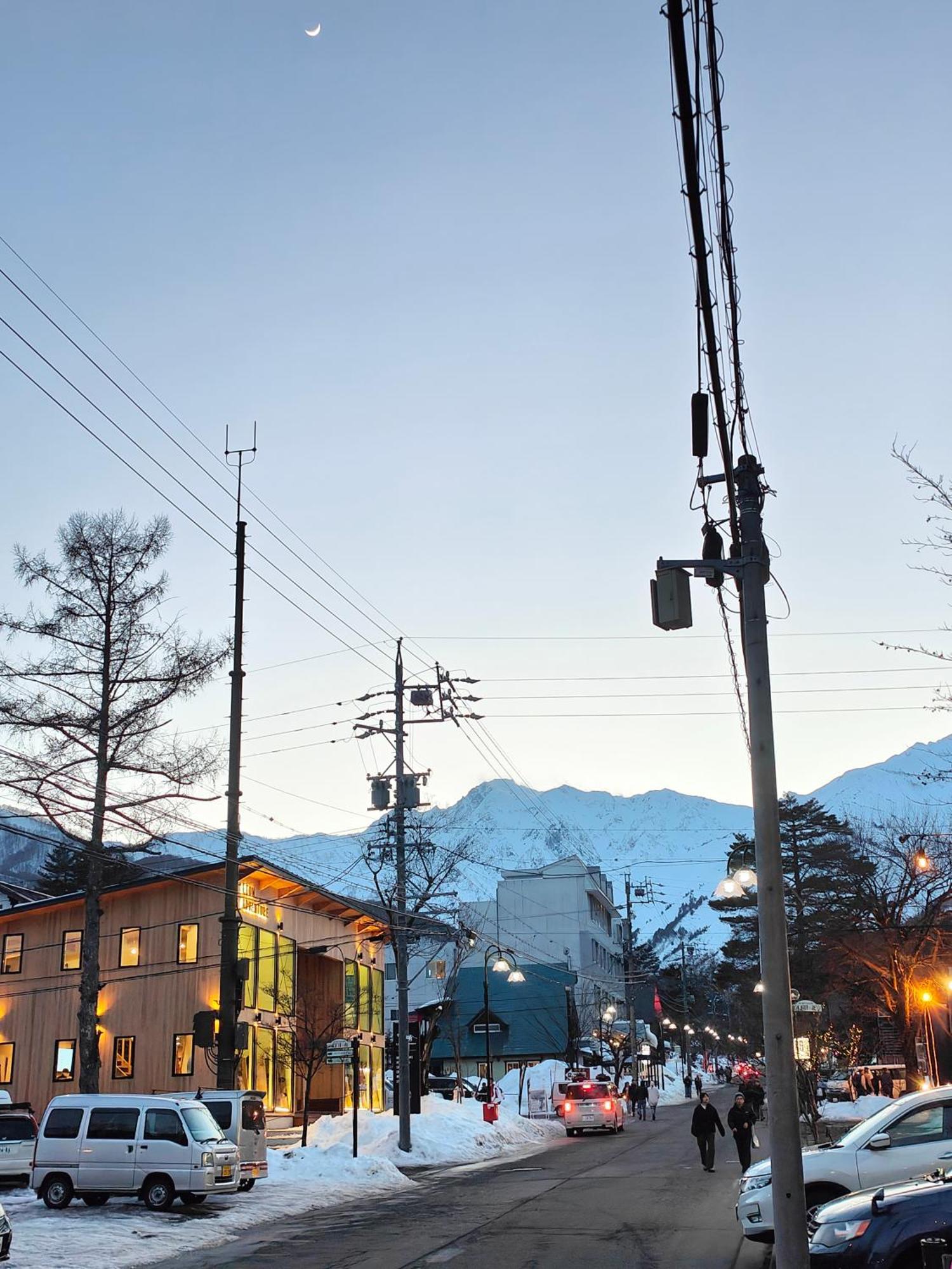 Hotel Foxtrot Hakuba Exteriör bild